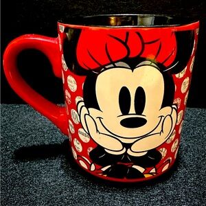Silver Buffalo Disney Minnie Mouse Rock the Dots Ceramic Mug